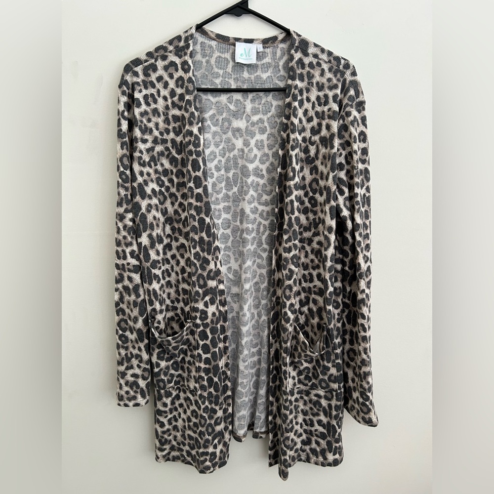 Mint Leopard Print Cardigan - Black and Tan